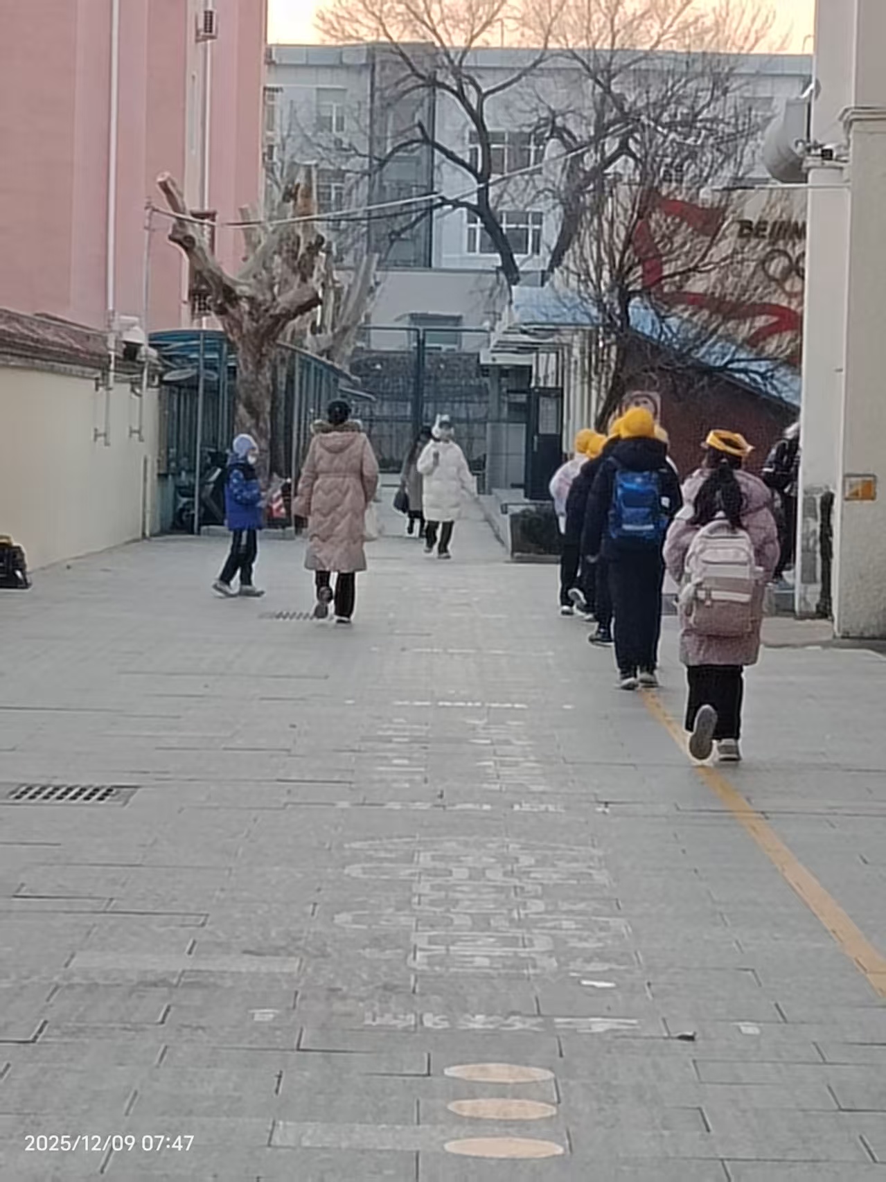 我生命里最重要的人儿之一，今天第一天当值周生