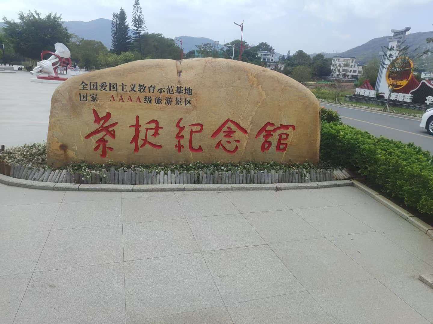 01.jpg